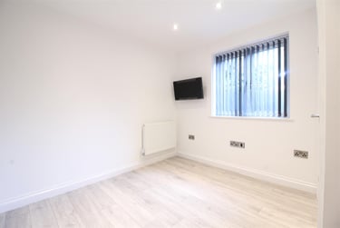 6 bed house, Fletcher Road, Beeston, NG92EL - Image 8